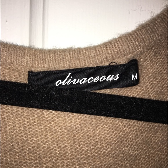 Adorable oversized sweater - Picture 2 of 2